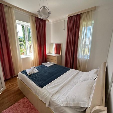 Leila'S Guest House Joqolo エクステリア 写真