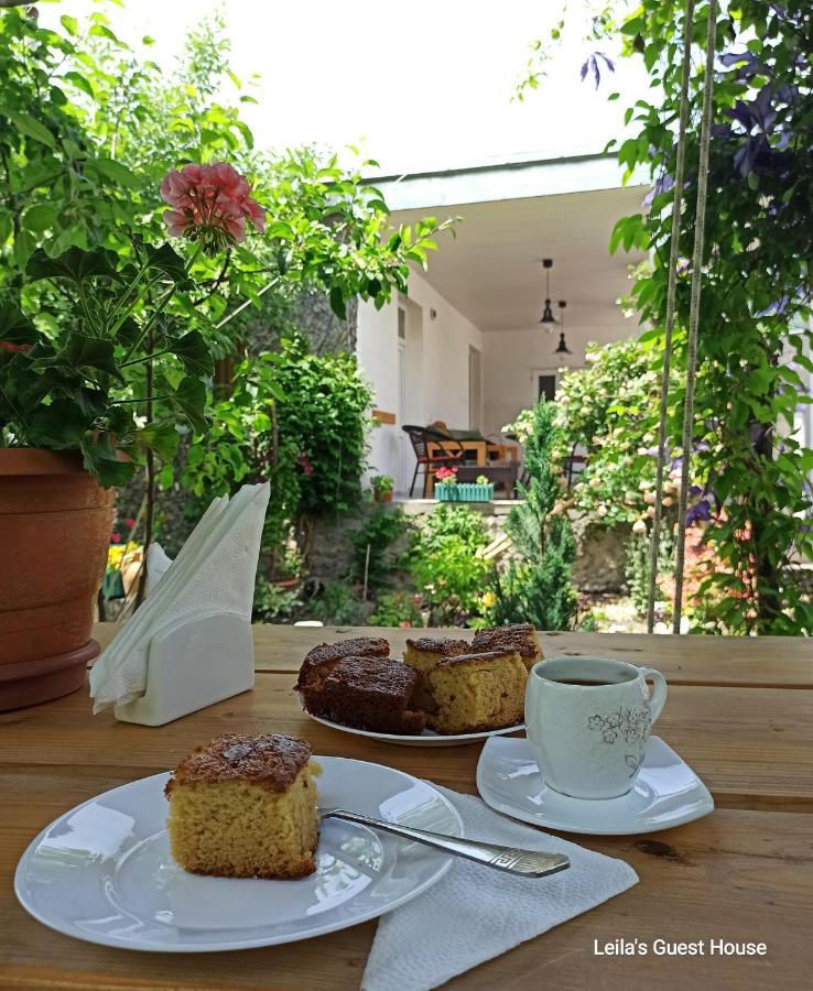 Leila'S Guest House Joqolo エクステリア 写真