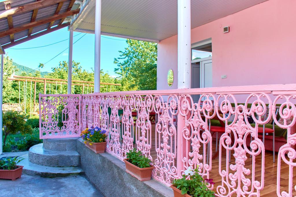 Leila'S Guest House Joqolo エクステリア 写真